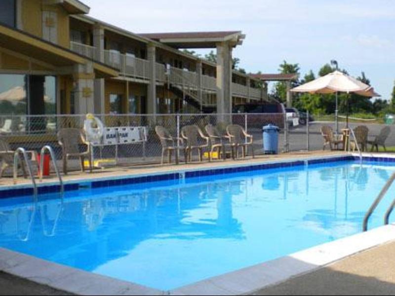 Big Spring Inn Madisonville Exteriér fotografie